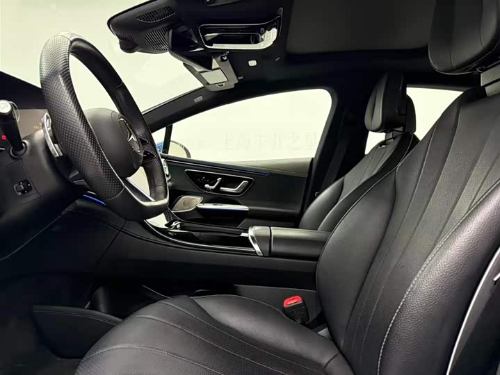 Фото 3 - Mercedes-Benz EQE