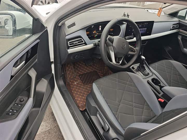 Фото 16 - Volkswagen Lavida