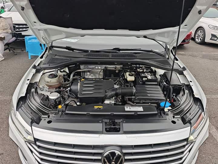 Фото 20 - Volkswagen Lavida