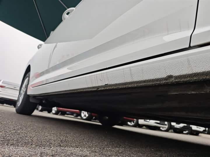 Фото 21 - Volkswagen Lavida