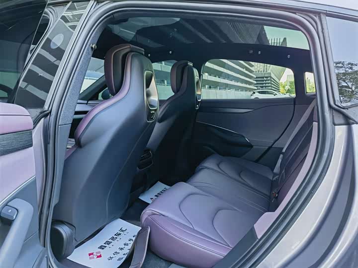 Фото 8 - Xiaomi SU7