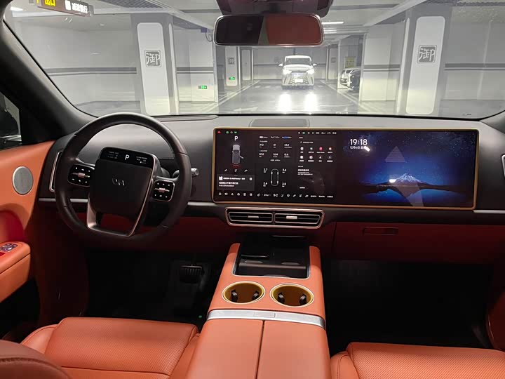 Фото 24 - LiXiang L9