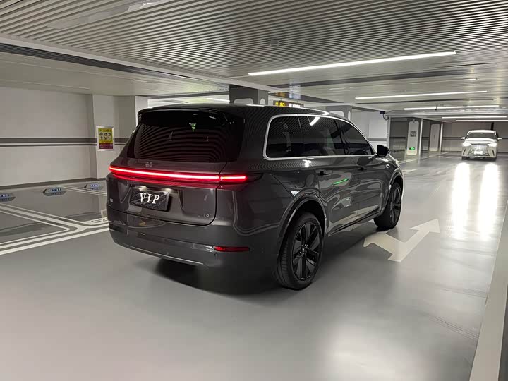 Фото 29 - LiXiang L9