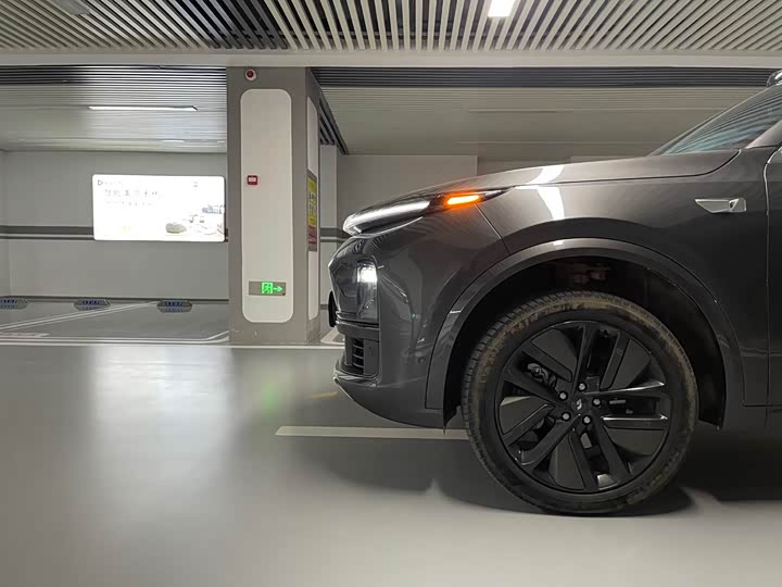 Фото 5 - LiXiang L9