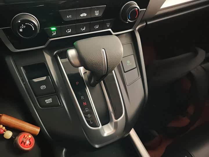 Фото 14 - Honda CR-V