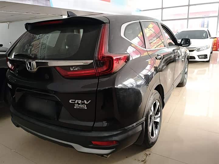 Фото 7 - Honda CR-V