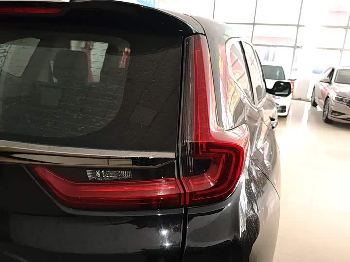 Фото 8 - Honda CR-V