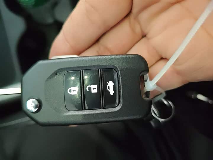 Фото 9 - Honda CR-V