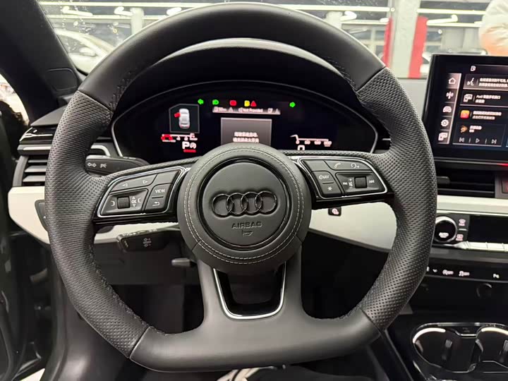 Фото 13 - Audi A5