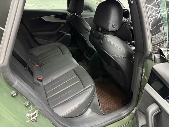 Фото 9 - Audi A5