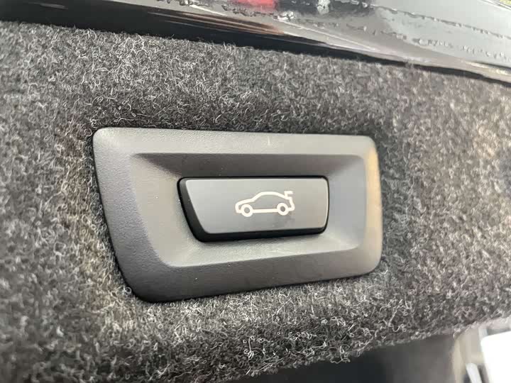 Фото 12 - BMW 5 Series