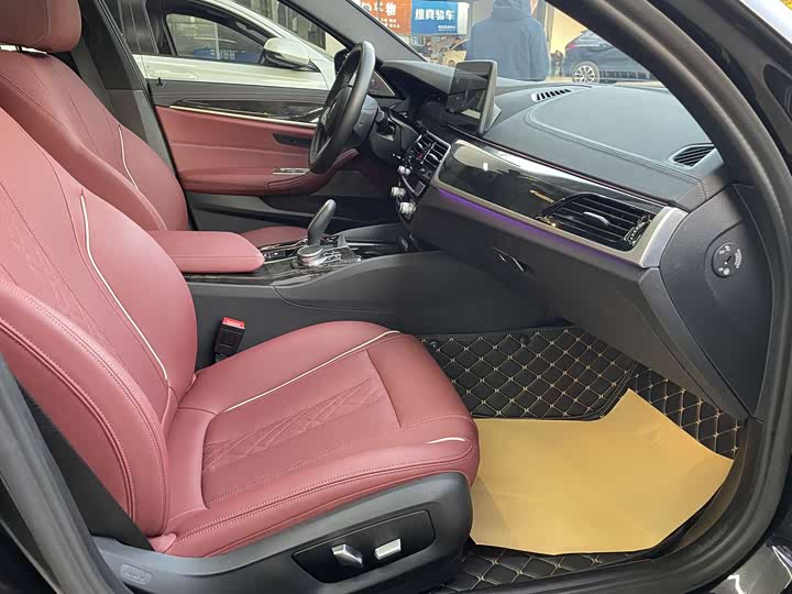 Фото 6 - BMW 5 Series