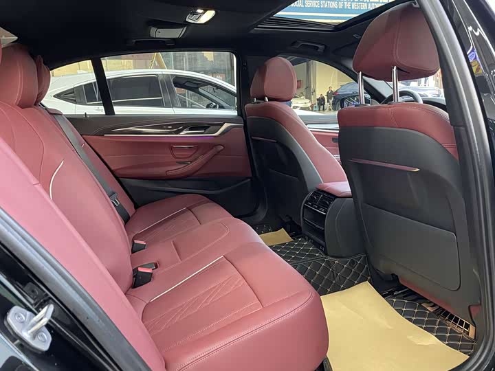 Фото 7 - BMW 5 Series