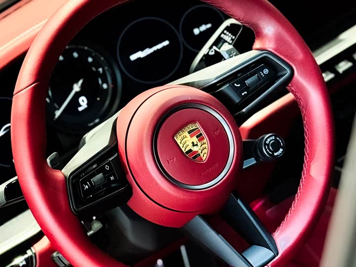 Фото 10 - Porsche 911