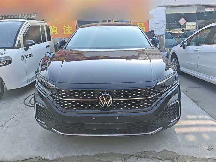 Фото 2 - Volkswagen Passat