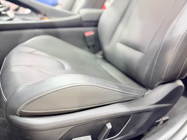 Фото 8 - Hyundai Elantra N line