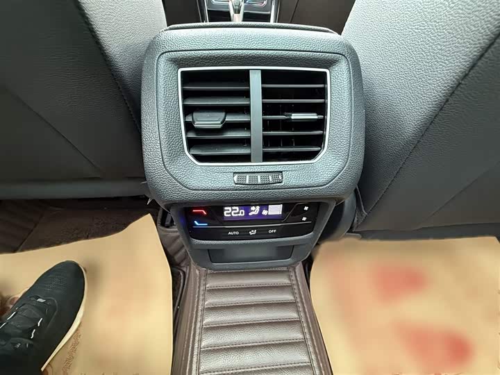 Фото 4 - Volkswagen Tayron