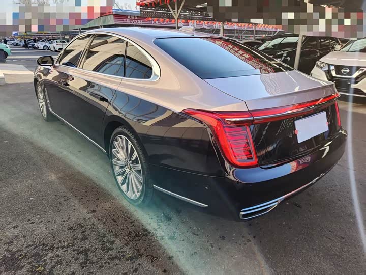 Фото 9 - Hongqi H9