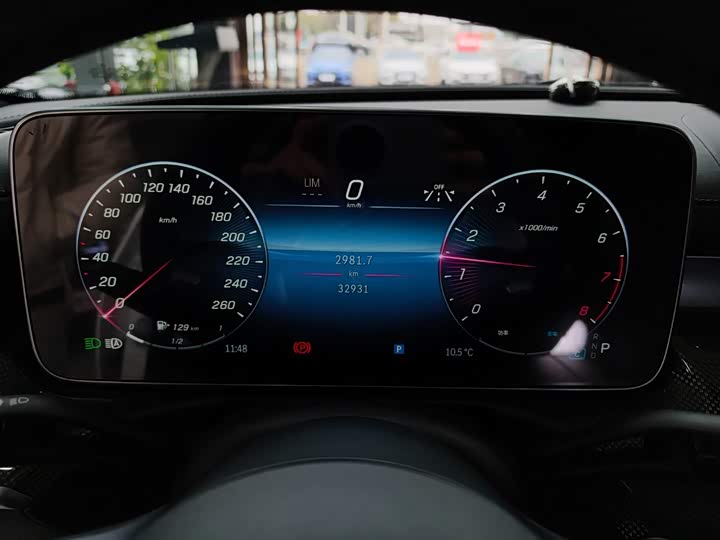 Фото 10 - Mercedes-Benz C-Class