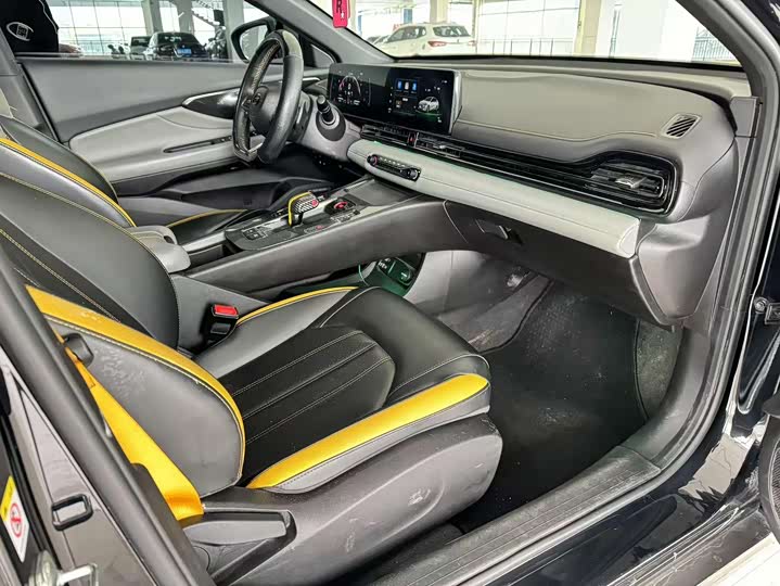 Фото 9 - GAC Trumpchi Empow R