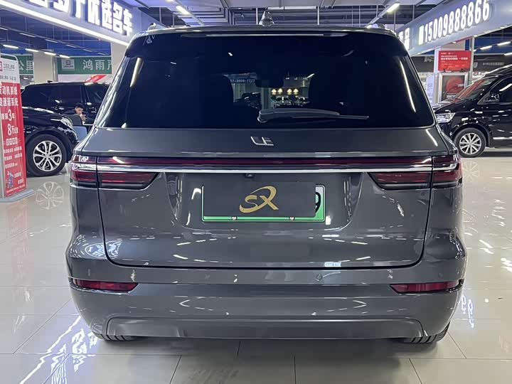 Фото 6 - LiXiang One