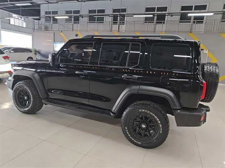 Фото 5 - Tank 300