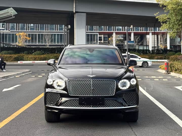 Фото 1 - Bentley Bentayga