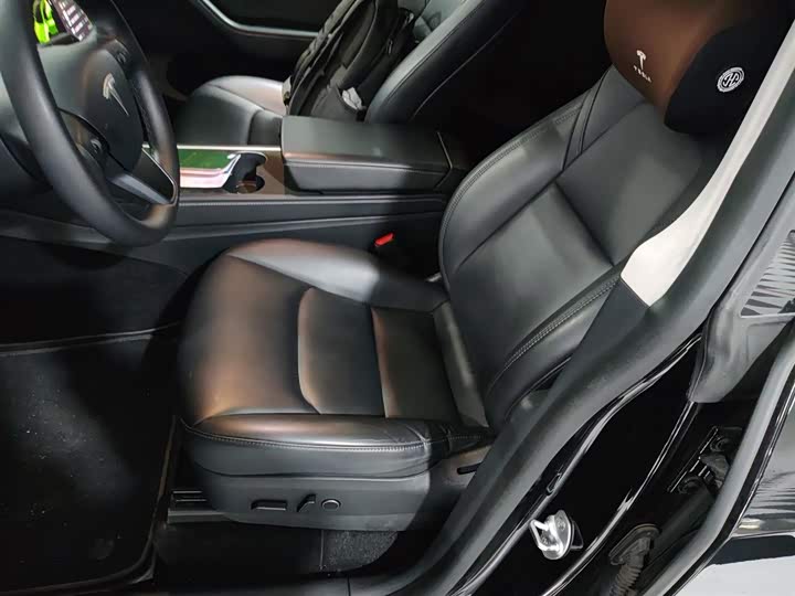 Фото 15 - Tesla Model Y