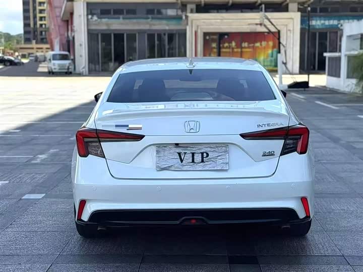 Фото 8 - Honda Integra