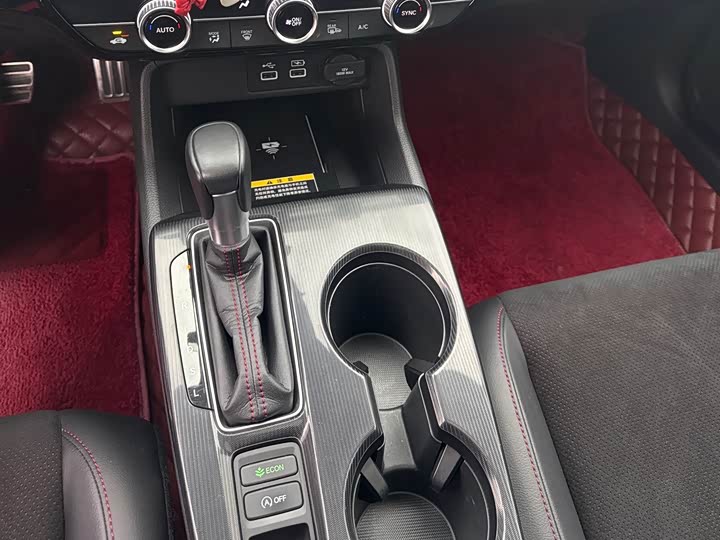 Фото 12 - Honda Civic