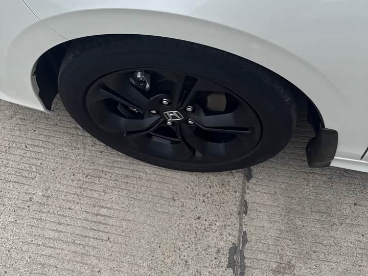 Фото 6 - Honda Civic