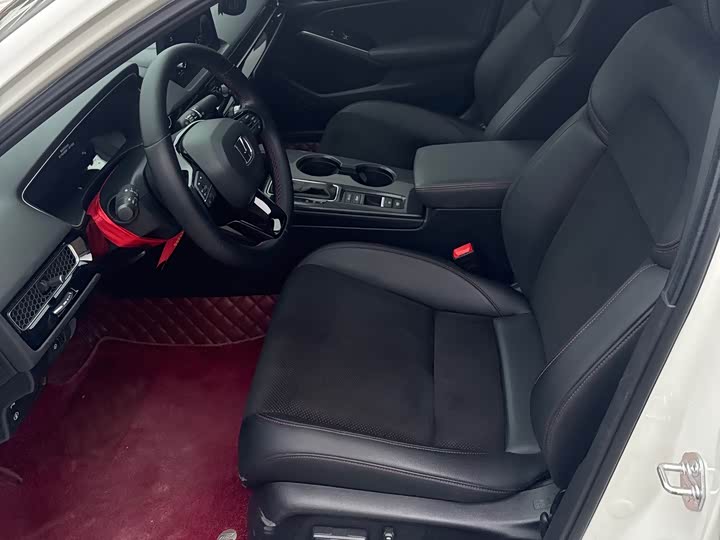 Фото 8 - Honda Civic