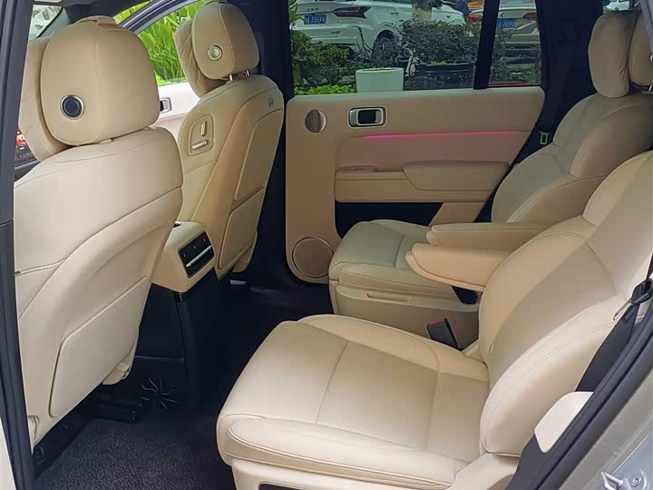 Фото 10 - LiXiang L9