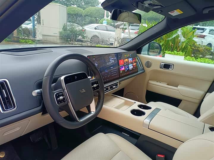 Фото 8 - LiXiang L9