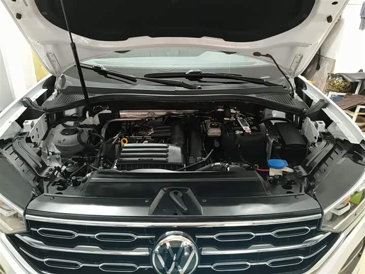 Фото 20 - Volkswagen Tayron