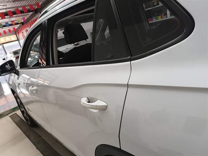 Фото 5 - Volkswagen Tayron