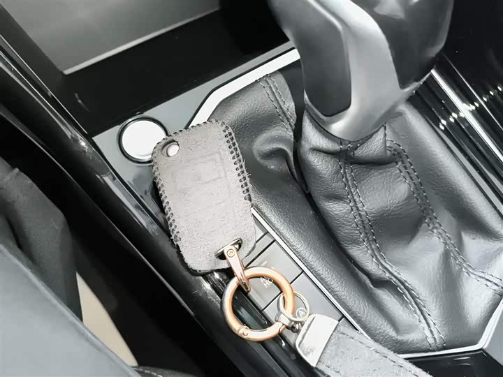 Фото 9 - Volkswagen Tayron