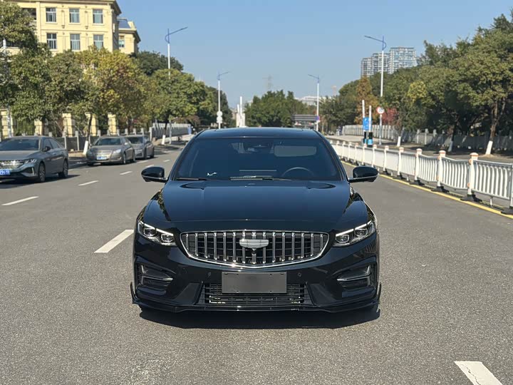 Фото 1 - Geely Preface