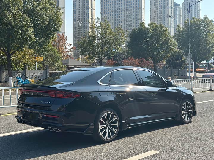 Фото 10 - Geely Preface