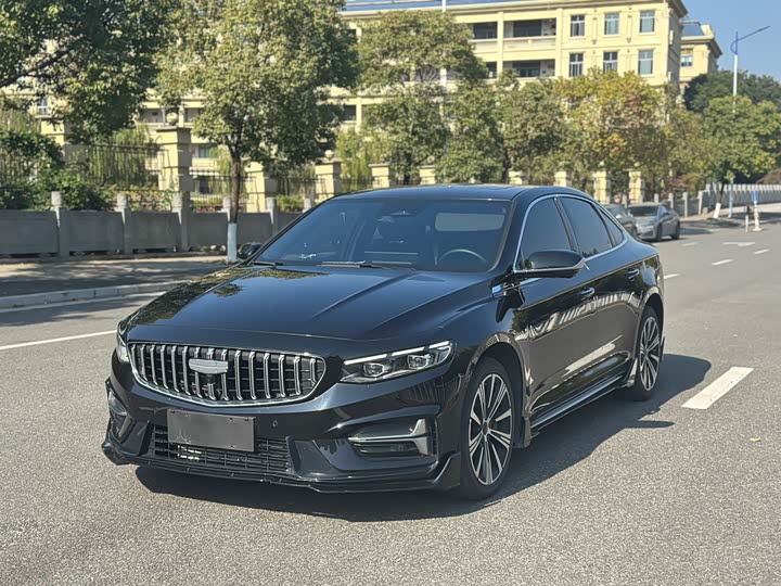 Фото 2 - Geely Preface