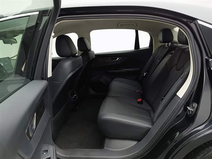 Фото 15 - Hongqi E-QM5