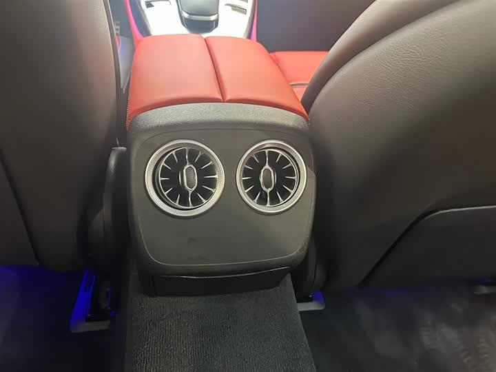 Фото 14 - Mercedes-Benz AMG GT