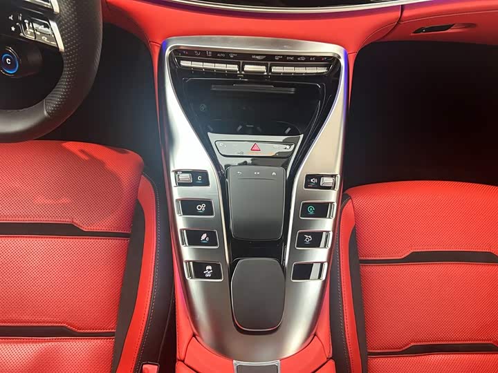 Фото 15 - Mercedes-Benz AMG GT