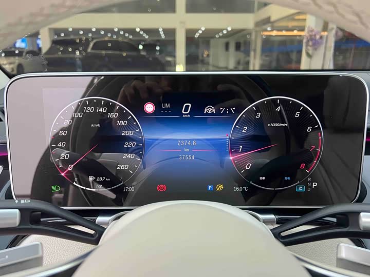 Фото 12 - Mercedes-Benz Maybach S-Class