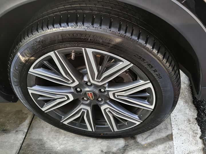 Фото 5 - Hongqi HS5