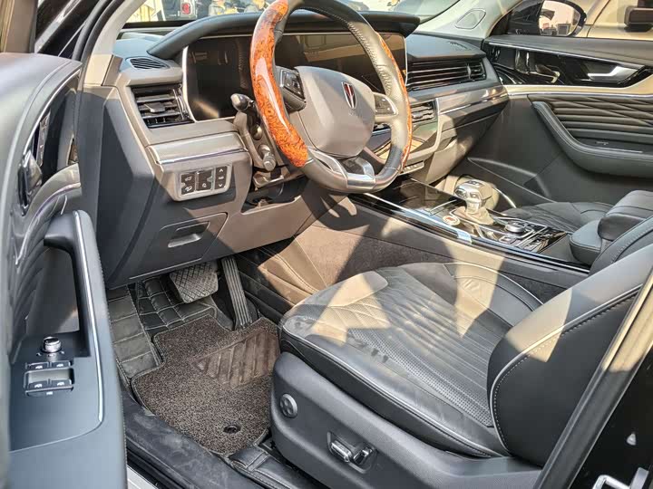 Фото 7 - Hongqi HS5