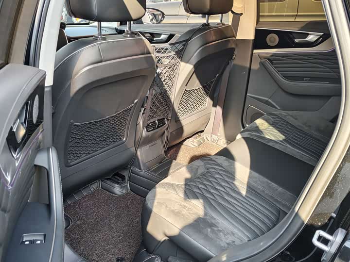 Фото 8 - Hongqi HS5