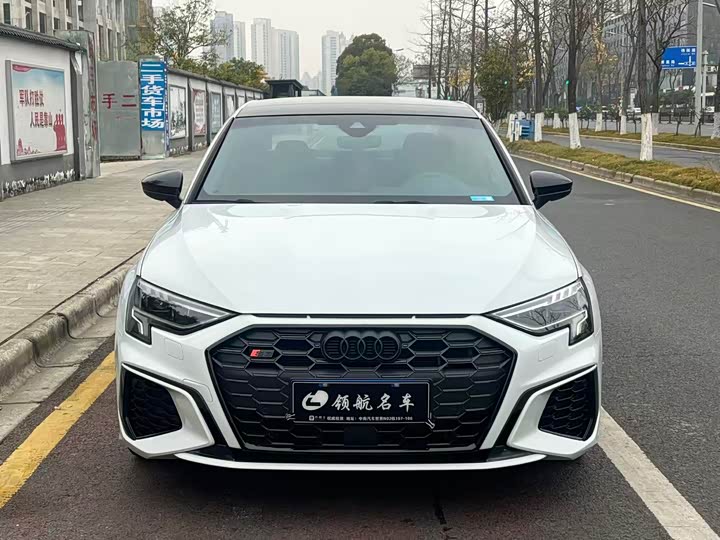 Фото 1 - Audi A3