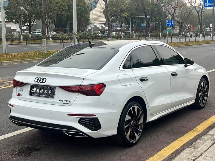 Фото 4 - Audi A3