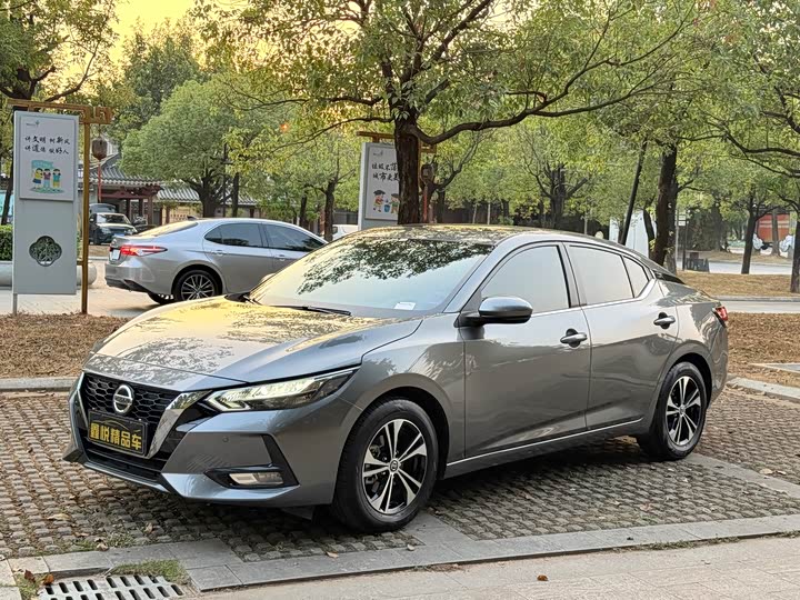 Фото 1 - Nissan Sylphy